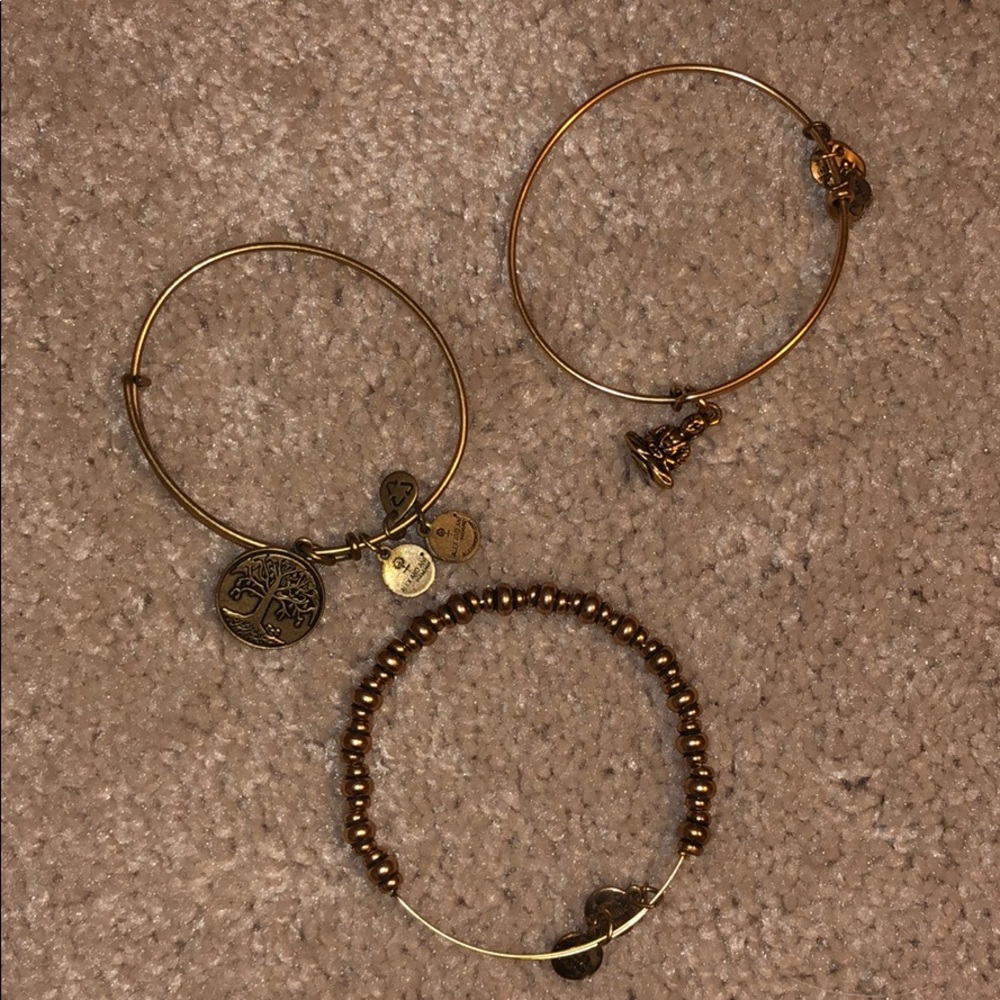 tree of life, beads, & buddha bundle